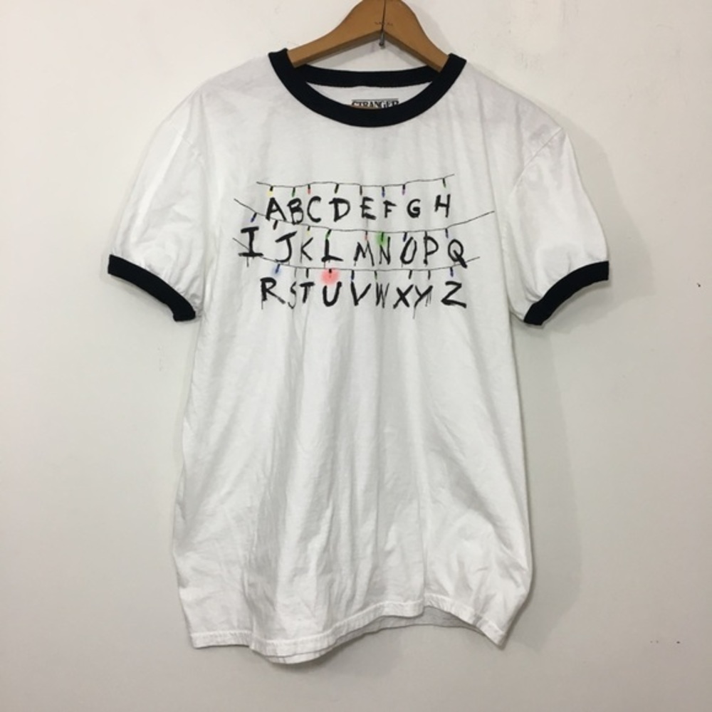 Stranger things 1st season T-shirt Women’s size Large ringer tee